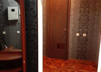 Сдача в аренду 1-комнатной квартиры, 42.5 м2, Магнитогорск, улица Труда, 61/1