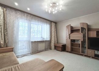 Продается трехкомнатная квартира, 65 м2, село Некрасовка, Партизанская улица, 6