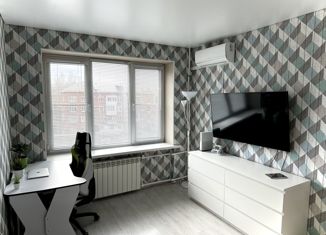 Продам 1-комнатную квартиру, 31.5 м2, Отрадный, Отрадная улица, 24