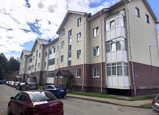 Продам 2-ком. квартиру, 43 м2, городской посёлок Дубровка, Школьная улица, 23/1