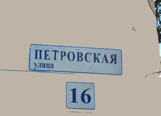 Продаю 2-ком. квартиру, 62.2 м2, Кронштадт, Петровская улица, 16/2