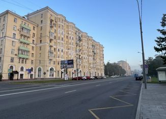 Продам 2-комнатную квартиру, 64 м2, Москва, улица Куусинена, 15к2, станция Зорге