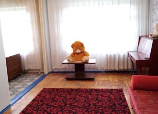 Сдам в аренду 2-комнатную квартиру, 50 м2, Армавир, улица имени Маршала Жукова, 56