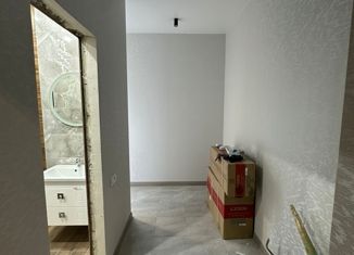 Продам 1-ком. квартиру, 36 м2, Ольгинка, 3-й микрорайон, 21