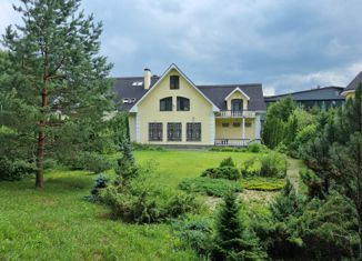 Продам таунхаус, 340 м2, посёлок Вёшки, 7-й Лучевой тупик, 16