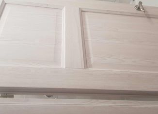 Продаю 3-комнатную квартиру, 60 м2, Нижний Новгород, улица Героя Юрия Смирнова, 13, улица Героя Юрия Смирнова