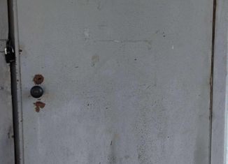 Продам комнату, 13.7 м2, поселок городского типа Рефтинский, Молодёжная улица, 3