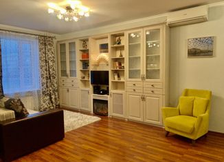 Продажа 3-комнатной квартиры, 80 м2, Санкт-Петербург, улица Веденеева, 8к1, улица Веденеева