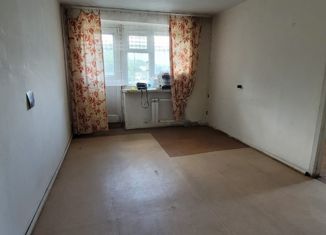 Продаю трехкомнатную квартиру, 50.7 м2, Дальнегорск, проспект 50 лет Октября, 28