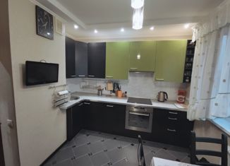 Трехкомнатная квартира на продажу, 73.6 м2, Москва, Новая улица, 1, Новая улица