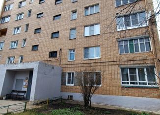 Продается 2-ком. квартира, 47.3 м2, посёлок Строитель, микрорайон Северный, 22