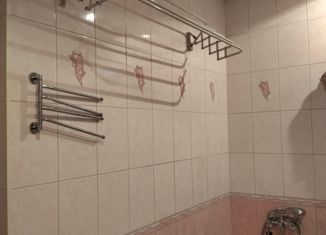 Продажа трехкомнатной квартиры, 81 м2, Северск, Коммунистический проспект, 55