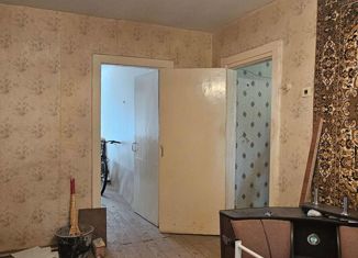 Продажа 2-комнатной квартиры, 43 м2, Новотроицк, Зелёная улица, 37