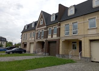 Таунхаус на продажу, 350 м2, Троицк, 2-я Изумрудная улица, 6