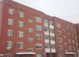 Аренда 1-комнатной квартиры, 36 м2, Воткинск, улица 1 Мая, 6
