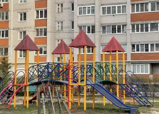 Продается комната, 65 м2, Йошкар-Ола, улица Димитрова, 64, 6-й микрорайон