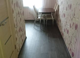 Продаю трехкомнатную квартиру, 58 м2, Усть-Кут, улица Реброва-Денисова, 19