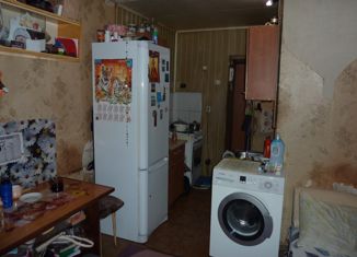 Продаю 1-ком. квартиру, 19.5 м2, Волжский, улица Горького, 33