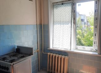 Продам двухкомнатную квартиру, 44 м2, Оренбургская область, улица Короленко, 136