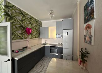 Продается 2-ком. квартира, 47 м2, Кемерово, Молодёжная улица, 7