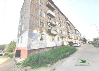 Продажа двухкомнатной квартиры, 44.2 м2, Магаданская область, улица Гагарина, 17