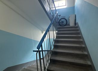 Продается 2-ком. квартира, 43.9 м2, поселок городского типа Рефтинский, улица Гагарина, 19