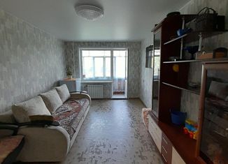 Продам 3-комнатную квартиру, 63.3 м2, посёлок городского типа Берёзовка, улица Сурикова, 10