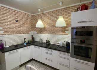 Продаю 4-ком. квартиру, 88.9 м2, Балашиха, Граничная улица, 20