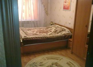 Продаю 2-комнатную квартиру, 50 м2, Батайск, улица Воровского, 21