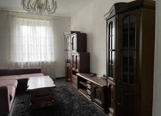 Сдается в аренду 2-комнатная квартира, 60 м2, Ульяновск, улица Гончарова, 56