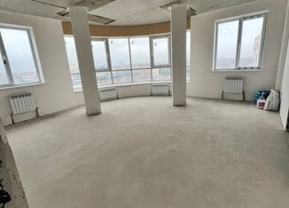 Продается 3-комнатная квартира, 114 м2, Азов, улица Мира, 99