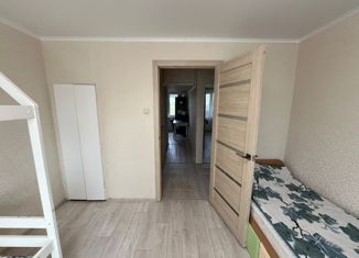 Продается 2-комнатная квартира, 42 м2, Удомля, улица Венецианова, 7