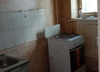 Однокомнатная квартира на продажу, 29.5 м2, Волжский, улица Кирова, 14А