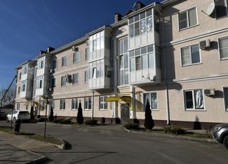 Продам 2-комнатную квартиру, 50.2 м2, Курганинск, улица Розы Люксембург, 191