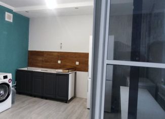 Продается 2-комнатная квартира, 60 м2, Якутск, улица Свердлова, 9/1, ЖК Мир