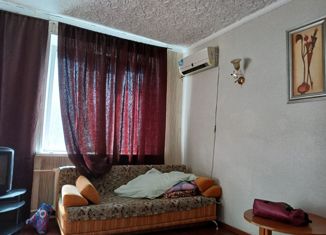 Продаю квартиру студию, 34 м2, Астраханская область, Южная улица, 25к1