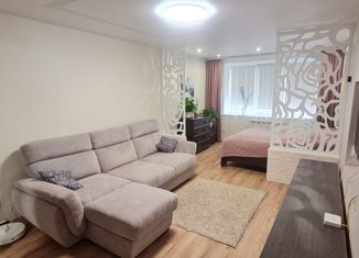 Продам двухкомнатную квартиру, 73.1 м2, Чебоксары, Университетская улица, 38к4