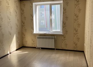 Продам 2-ком. квартиру, 45.6 м2, поселок городского типа Стройкерамика, улица Митрополита Иоанна Снычёва, 18