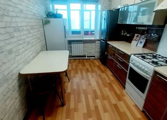 Продажа 3-комнатной квартиры, 64.83 м2, поселок городского типа Вурнары, улица Ленина, 142