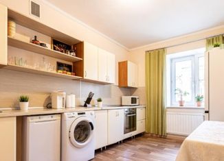 Продам 1-ком. квартиру, 41.7 м2, Санкт-Петербург, Воронежская улица, 76, Воронежская улица