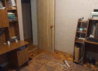 Продам трехкомнатную квартиру, 68 м2, поселок городского типа Мостовской, улица Мира, 1Б