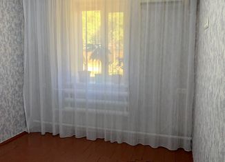 Продается 2-ком. квартира, 37 м2, поселок Вишневый, Парковая улица, 23
