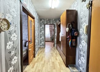 Продажа 3-комнатной квартиры, 58 м2, Боровичи, набережная 60 лет Октября, 4