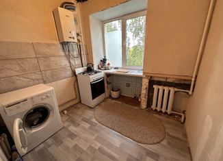 Продаю трехкомнатную квартиру, 57.4 м2, Бор, улица Чугунова, 5