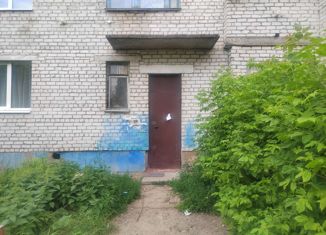 Продажа двухкомнатной квартиры, 42 м2, Шумерля, улица Ленина, 13