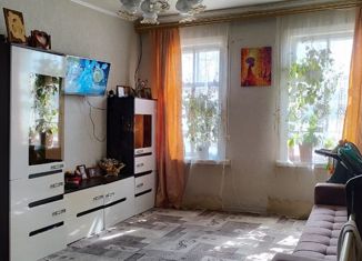 Продается 3-ком. квартира, 55.5 м2, Вольск, Речная улица, 64