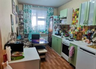 Продаю двухкомнатную квартиру, 54 м2, Кемеровская область, улица Машиностроителей, 57