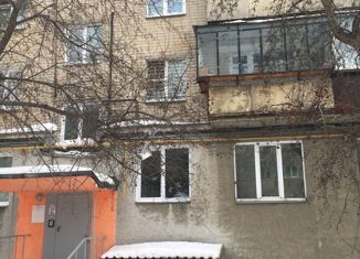 Продам 3-комнатную квартиру, 64 м2, Челябинск, Советский район, улица Блюхера, 89