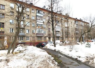 Продается двухкомнатная квартира, 44.1 м2, Москва, район Люблино, проспект 40 лет Октября, 6