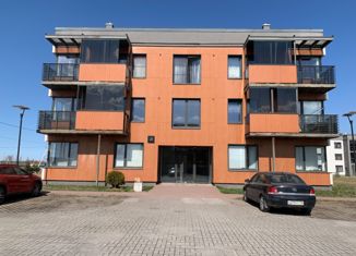 Продажа 3-комнатной квартиры, 84.5 м2, деревня Узигонты, Константиновская улица, 4к1